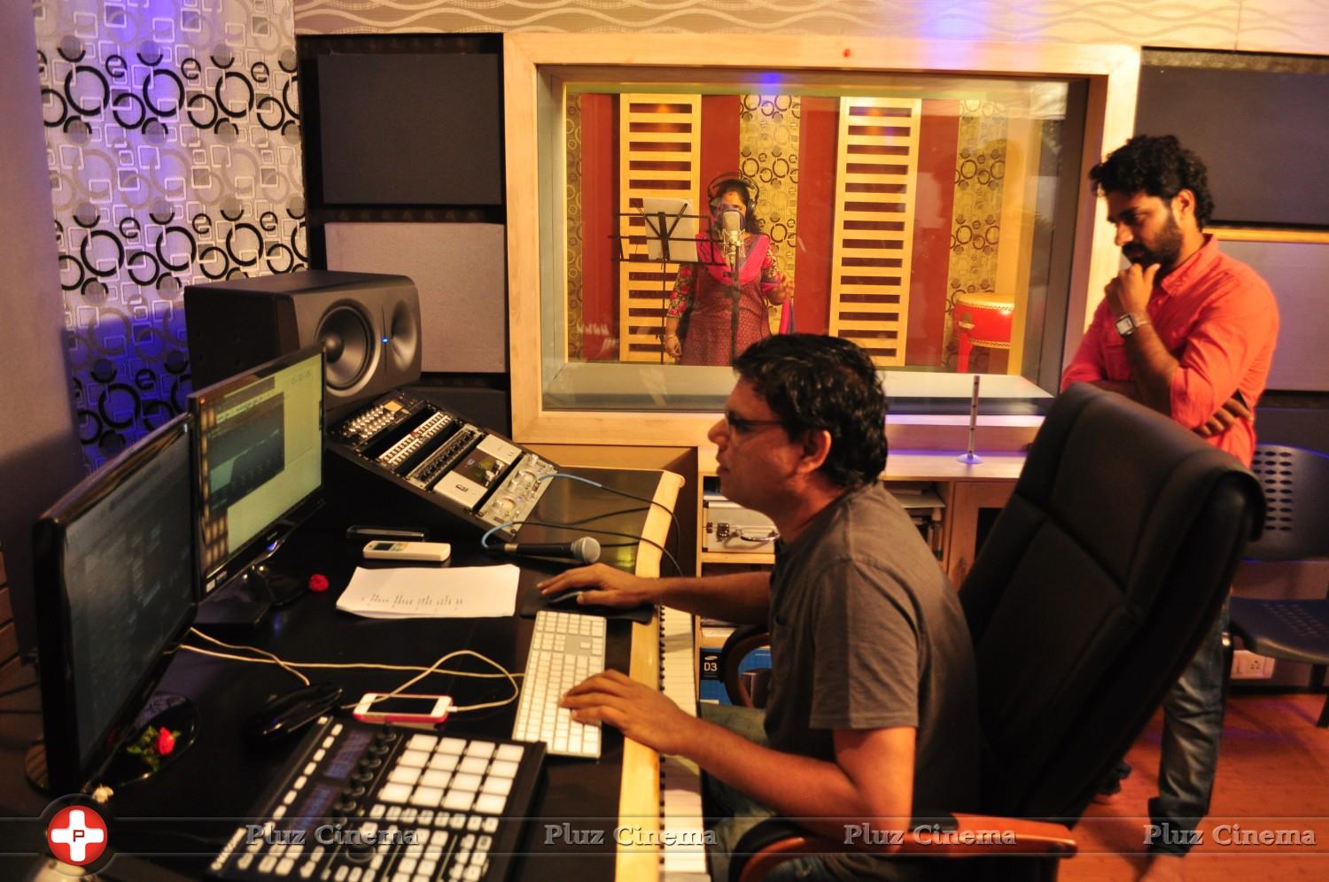 C. Sathya - Madhu Maadhu Soothu Movie Song Recording Pictures | Picture 779056